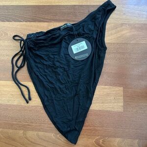 White Fox Boutique Black Crop Top
